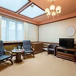 Ξενοδοχείο Parkhotel 4*