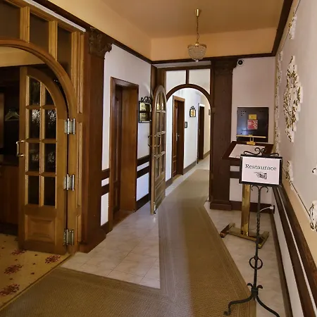 Parkhotel Ξενοδοχείο 4*
