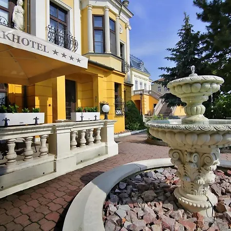 Parkhotel 호텔
